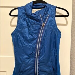 Reversible lulu lemon jacket either side!